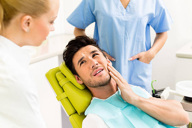 Dental Clinics’ Approach to Solving Common Oral Health Issues